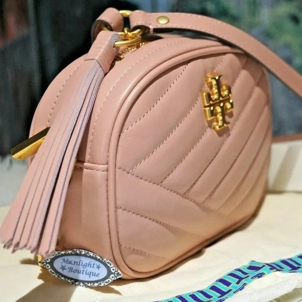 Tory Burch KIRA CHEVRON SMALL CAMERA BAG